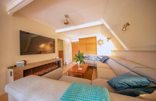 Yungaburra House | Welcoming The Lake House: A 4-Star Retreat for All