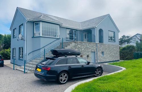 Dungloe House | Discover The Lake House Dungloe: 4-Star Pet-Friendly Retreat