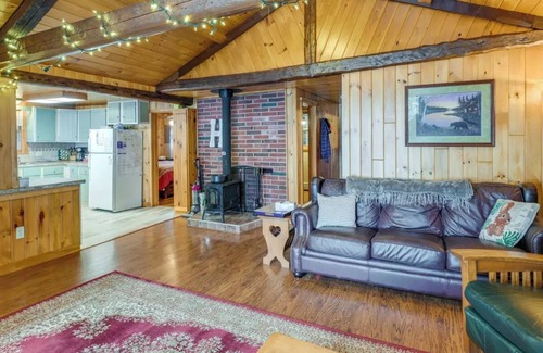 Sinclair Cottage | The Lake House in West Van Buren Cove