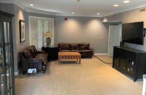 Joppa House | Discover The Lake House on Cherokee Ridge Golf Course