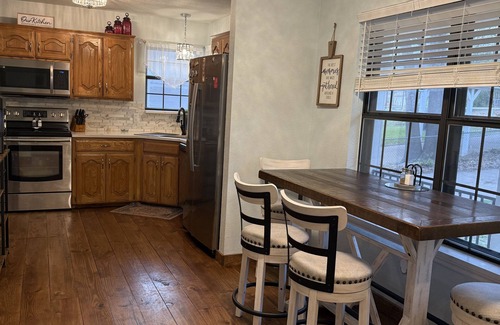 Murchison House | The lake house