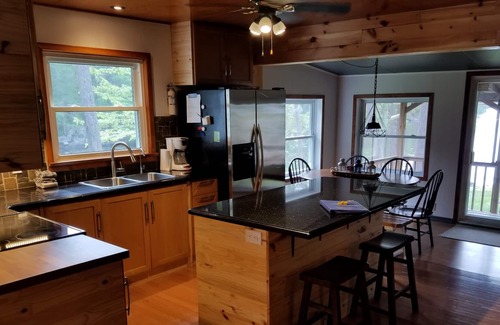 French River Cottage | The Lake House - Yoga Studio, swimming, boating, hiking and more!