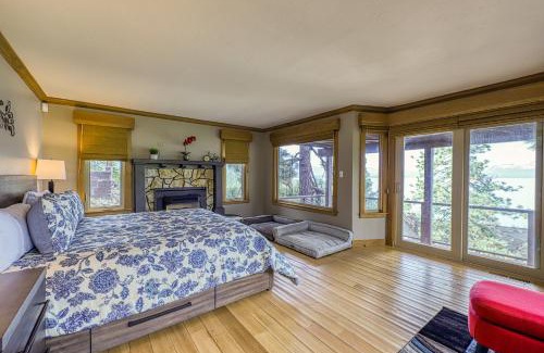 Zephyr Cove House | Discover Tranquility at The Lake Labyrinth - 10/10 Rated!