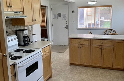 Okanagan-Similkameen House | Delightful Lakefront Getaway with Family-Friendly Amenities