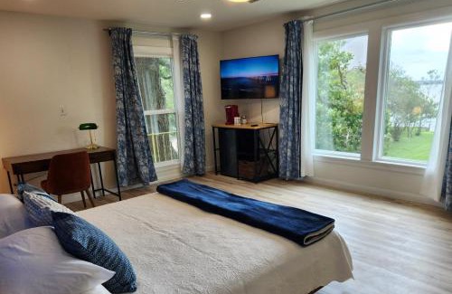 El Lago Bed & Breakfast | Exceptional Beacon Hill Bed and Breakfast for Your Stay