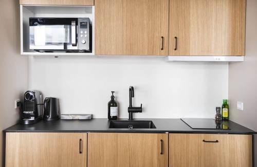 København V Apartment | Family-Friendly Retreat at The Lakes 2BR by Daniel & Jacob's