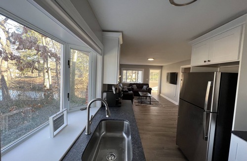 Stow House | Idyllic Lakeside Cottage in Stow with Gorgeous Views