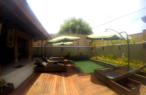 Gili Trawangan Villa | Elegant Lakshmi Three Bedroom Villa with Private Pool