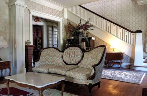Gainesville Bed & Breakfast | Experience The Lancaster Manor Bed and Breakfast Retreat