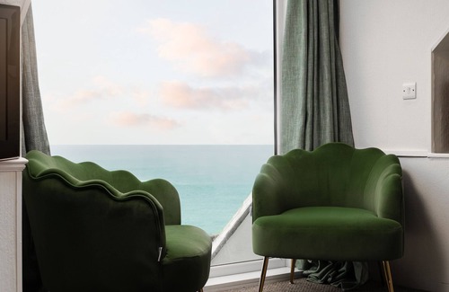 Sennen Hotel | Discover The Land's End Hotel: Family-Friendly Comfort Awaits