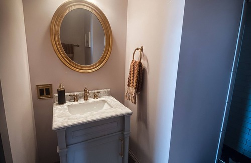Council Grove House | Discover The Landing: Authentic Stay with Family-Friendly Amenities
