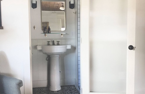 La Grande House | Explore The Landing Hotel and Dining: Rated 9.2 with Breakfast