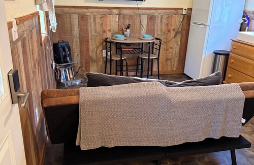 Ardmore Cabin | Discover The Landing Near Marietta Lake Murray Park