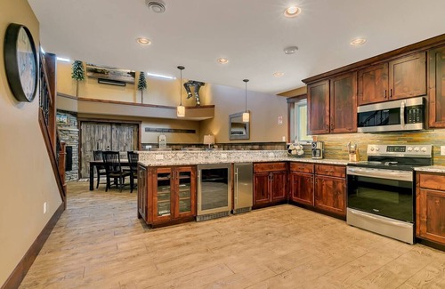 Crosslake Cabin | Unforgettable Stays at The Landing on Route 66 with Pool
