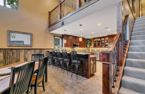 Crosslake Cabin | Unforgettable Stays at The Landing on Route 66 with Pool