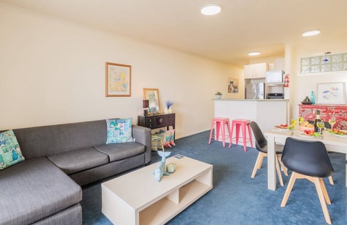 Nelson Bay Apartment | The Landmark 108, 61B Dowling St - air con, linen, pool, lift, views