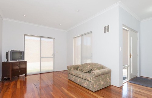 Doubleview House | Discover Ocean View Comfort at The Lane, Doubleview