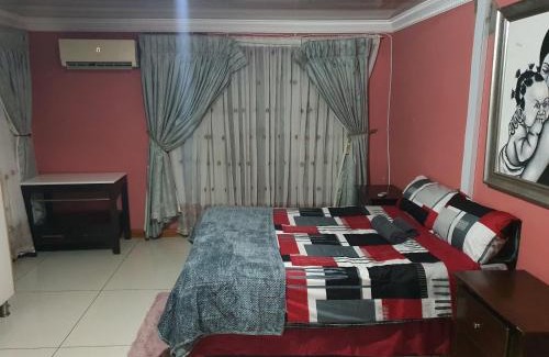 Nelspruit House | Cozy Retreat @ The Lappa with Breakfast & Family Comfort