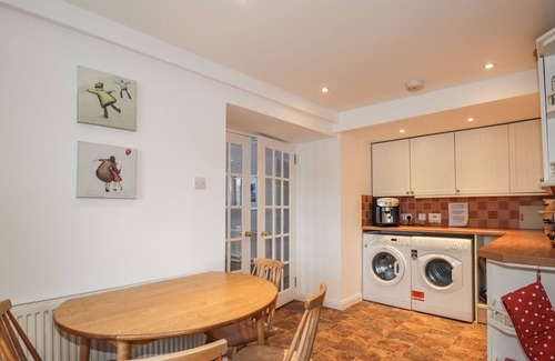 Kingussie Cottage | Dog-Friendly Retreat at The Larches in Kingussie