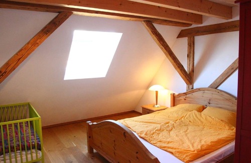 Deggenhausertal Apartment | Spacious Apartment with Balcony & Breakfast for 8 Guests