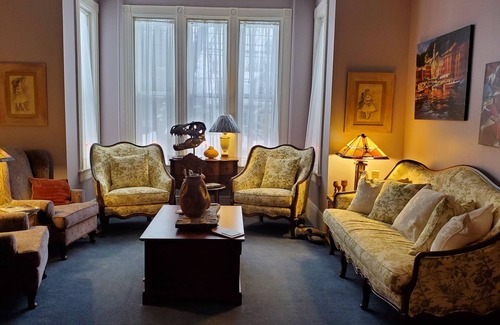 Annapolis Royal Bed & Breakfast | Eco-Friendly Stay at The Lark & Loon Inn, Rated 10/10