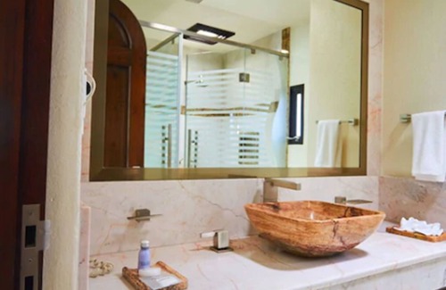 Queretaro Hotel | Discover The Latit Hotel Querétaro: Pool & Spa Retreat