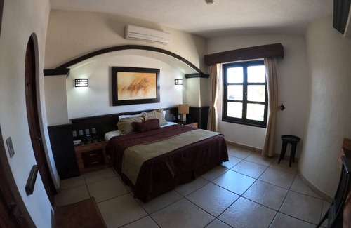 Queretaro Hotel | Discover The Latit Hotel Querétaro: Pool & Spa Retreat