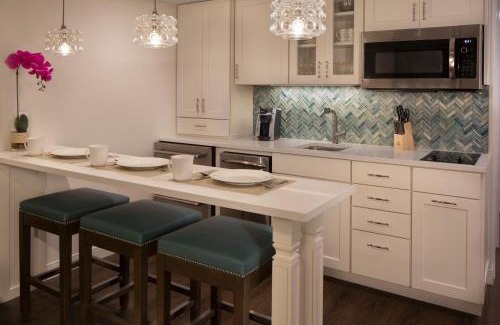 New Town Hotel | Exquisite Oceanfront Retreat at The Laureate Key West