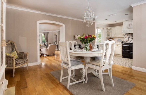 Jedburgh Cottage | Ideal Family Escape at The Laurels, Jedburgh - Sleeps 4