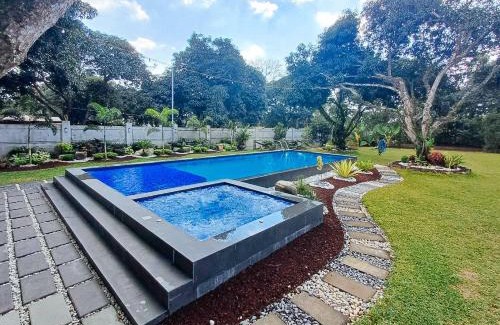 Alitagtag Hotel | Discover The Lavana Camp Coco Batangas - Family-Friendly Retreat