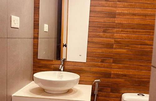 Vaduvanchal Resort | Budget-Friendly Escape at The Lavender Resort with Pool