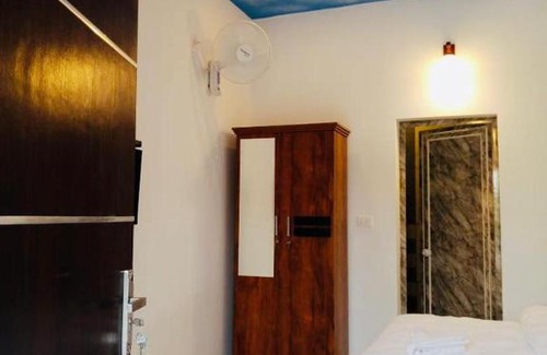 Sulthan Bathery Bed & Breakfast | Relax at The Lavender Resort Wayanad with Pool & Restaurant