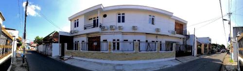 Central Yogyakarta House | Budget-Friendly Comfort at The LaWang Yogya Guesthouse