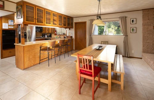 New Braunfels House | Top-Rated 3 Bedroom Home with Kitchen & Pet-Friendly Options