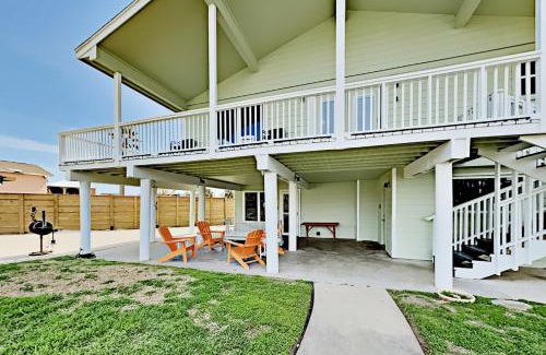 City-by-the Sea House | The Lazy Bay