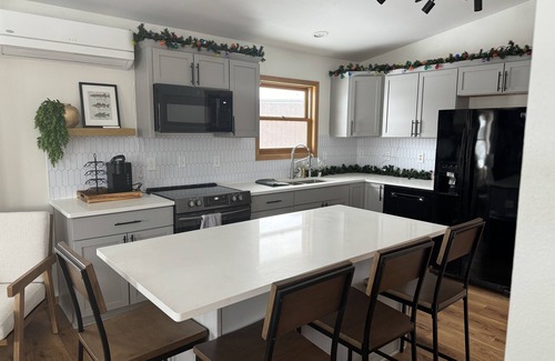 Manawa Cottage | Beautiful Bear Lake House with Covered Deck & Great Views