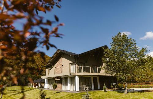 Sovata House | Relax at The Lazy Bear: Pet Friendly with Hot Tub Access
