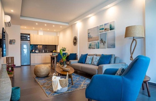 Freetown House | The Lead Hotel- family suite