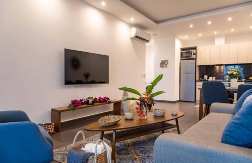 Freetown House | The Lead Hotel- family suite