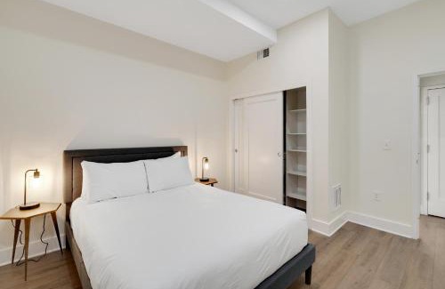 Center City East Apartment | Explore The Ledger Residences - Old City with Great Amenities