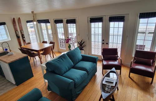 Alexandria Bay House | Experience The Ledges Resort: Family-Friendly & Poolside Fun