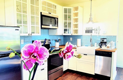 Alexandria Bay House | Experience Heron Cottage at The Ledges Resort and Marina