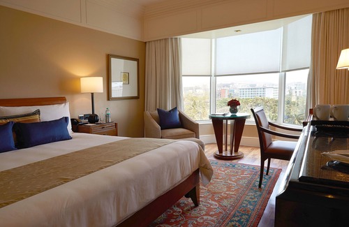 Mumbai Hotel | Elegant Stay at The Leela Mumbai: 5-Star Comfort Awaits