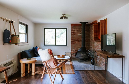 Mount Tremper Hotel | Family-Friendly Stay at The Leeway - Two-Bedroom Suite