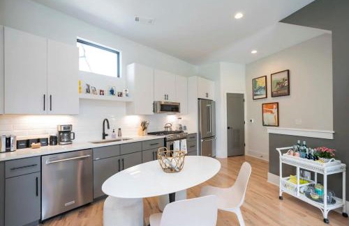 Hillsboro Village House | Prime Location at The Lemon Drop: Walk to Cafes & Shops