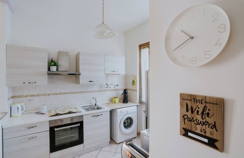 Tramonti House | Indulge at The Lemon Garden: Pool, Spa & Family-Friendly Fun