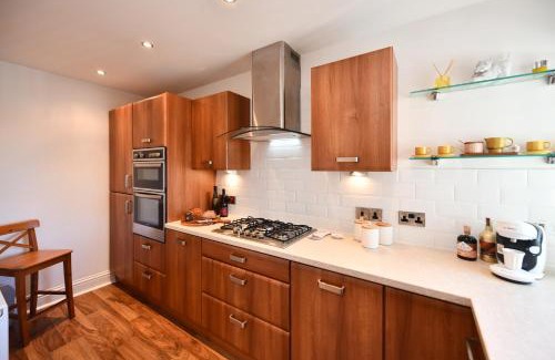 Prestwick House | Discover The Lemon Tree: Family-Friendly Retreat Awaits