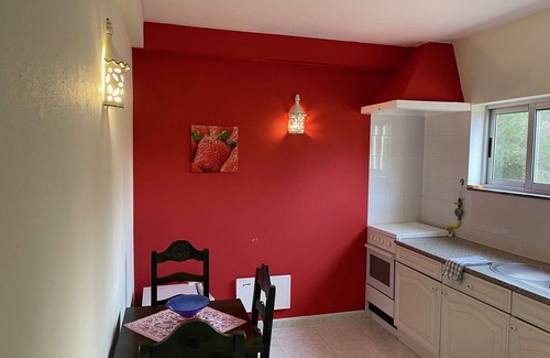 Olhao Villa | Experience The Lemon Tree Villa: Ocean View & Pool Access