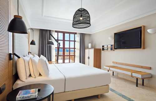 Benidorm Hotel | Elegant Escapes at The Level at Melia Villaitana