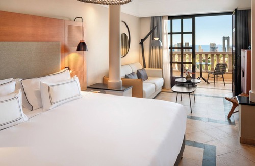 Benidorm Hotel | Elegant Escapes at The Level at Melia Villaitana